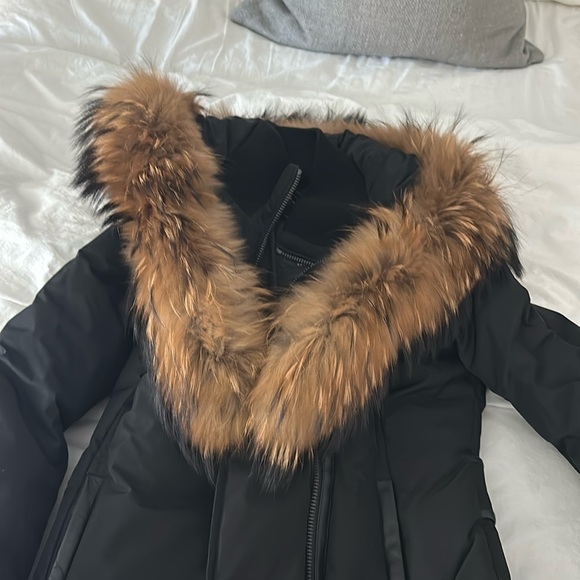 Worn twice black Mackage w gorgeous fur collar - Picture 2 of 6